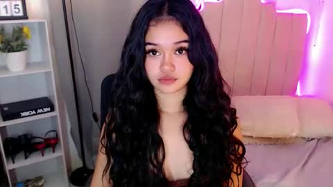 roxxy_blossom online show from November 15, 5:42 am