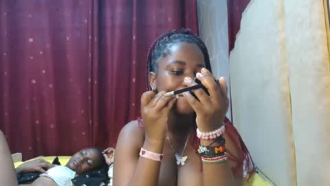 Roxy online show from March 5, 5:05 am