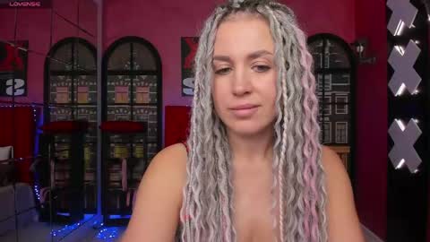 Roxy online show from May 8, 2:06 am