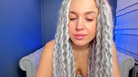 Roxy online show from February 4, 1:23 am
