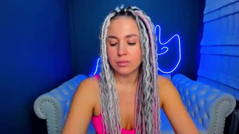 Roxy online show from November 19, 2:11 am