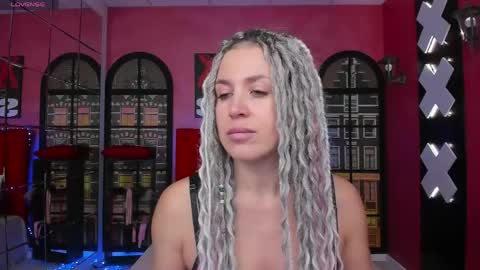 Roxy online show from May 11, 1:23 am