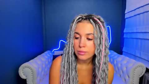 Roxy online show from October 13, 1:18 am