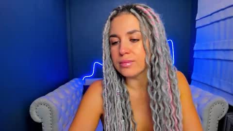 Roxy online show from October 14, 1:19 am