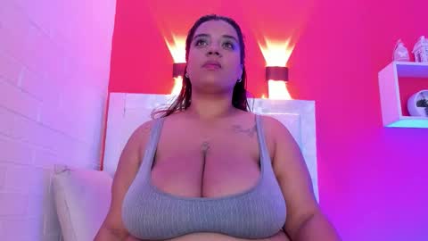 roxy_sexy69 online show from March 17, 3:55 am