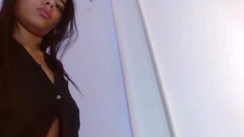 roxy_stone1 online show from October 31, 8:42 pm