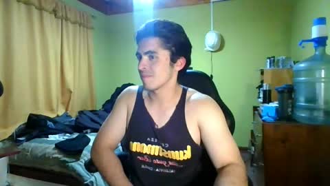 rpaulo25 online show from May 12, 4:21 am