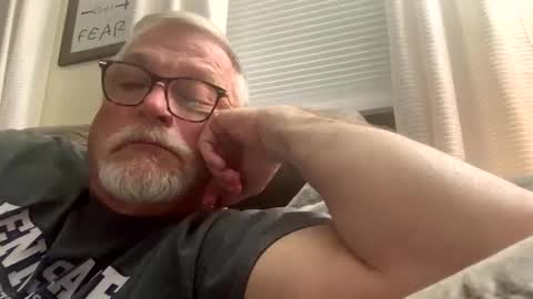 rs006 online show from April 11, 4:06 am