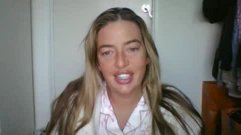 rubyredxxxoxxx online show from January 18, 8:34 am