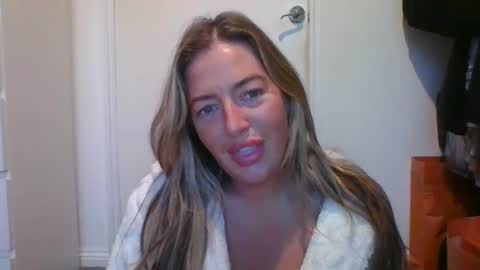 rubyredxxxoxxx online show from February 7, 7:44 am