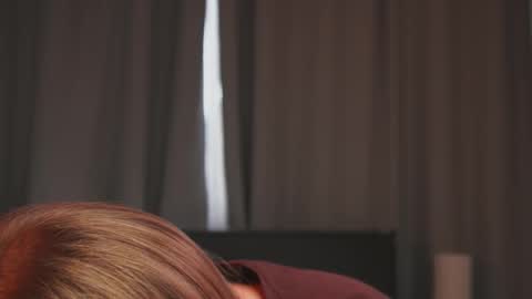 Mila online show from November 21, 6:11 am