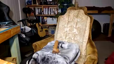 rueso1039 online show from March 14, 8:40 am