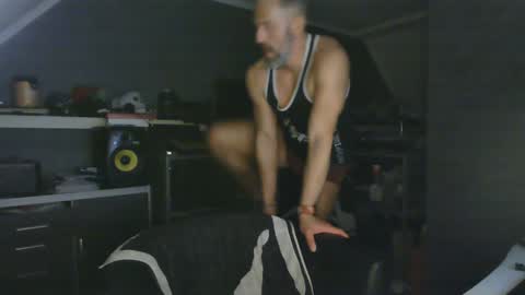Chico que rico Caliente online show from January 19, 3:53 pm