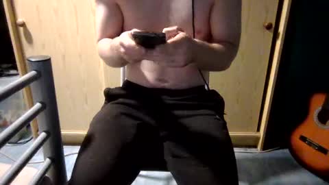 Snapshot of rugby_boy2000 chatting on October 18, 6:34 pm rugby_boy2000 online show from October 18, 6:34 pm