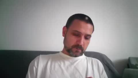 rul3ssuck online show from December 2, 9:41 am
