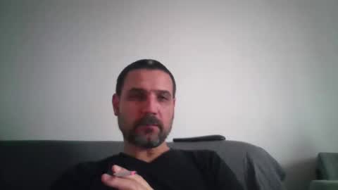 rul3ssuck online show from December 4, 7:55 am