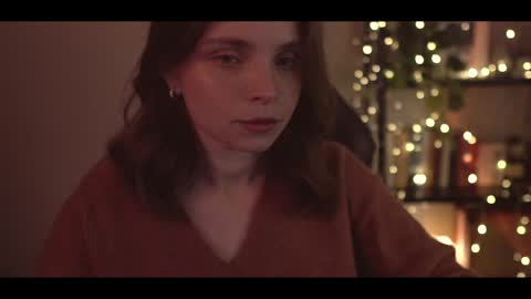 Snapshot of running_with_the_wolves chatting on December 6, 10:46 pm Elena online show from December 6, 10:46 pm