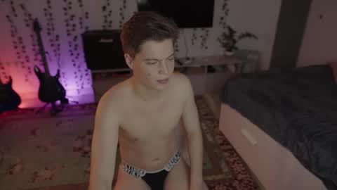 rusbradpitt online show from November 24, 2:27 pm