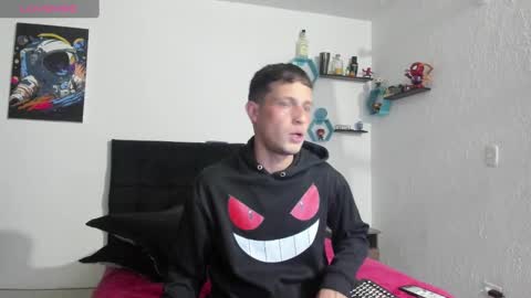 Snapshot of ryan15_ chatting on February 13, 11:17 am Ryan 15 online show from February 13, 11:17 am