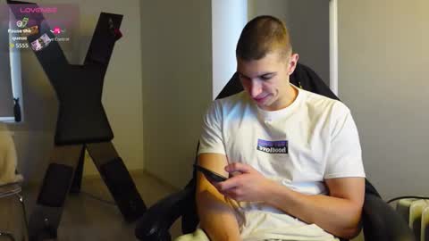 RYAN DOZER online show from November 29, 8:55 am