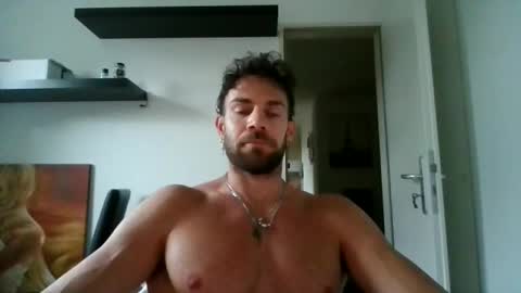 ryan_fit100 online show from September 21, 4:44 pm