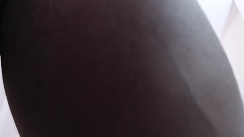 Instagram  Ryandwrn online show from October 5, 4:21 am