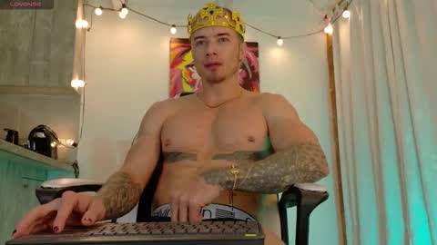 Ryan Blue ig ryannblue online show from October 28, 12:22 am