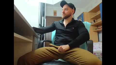 Ryanstone  online show from January 12, 5:36 am