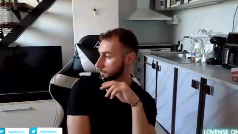 ryanstorm1 online show from October 16, 9:09 am