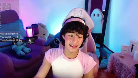 Santi  online show from October 4, 4:43 am