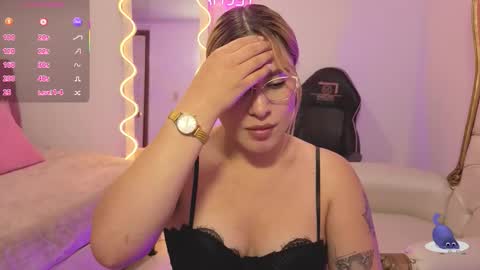 saaya_tay online show from January 16, 3:15 am