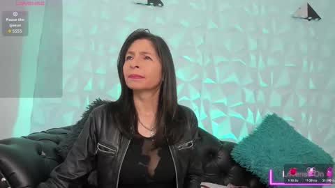 Snapshot of sabinadeluxe_cg chatting on October 21, 5:27 pm sabinadeluxe_cg online show from October 21, 5:27 pm