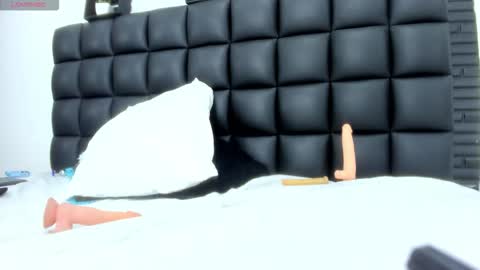 sabrina online show from September 12, 1:35 pm