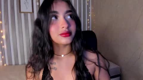 mariana  online show from February 11, 11:22 pm