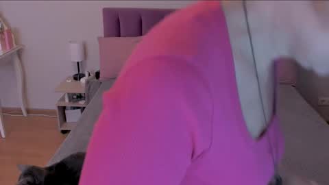 Sabrina MacMarren online show from March 9, 4:11 pm