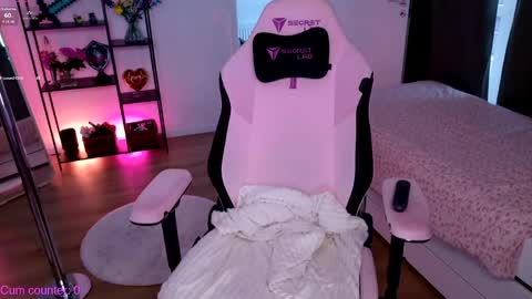 Sabrina Rose   online show from May 13, 5:33 pm