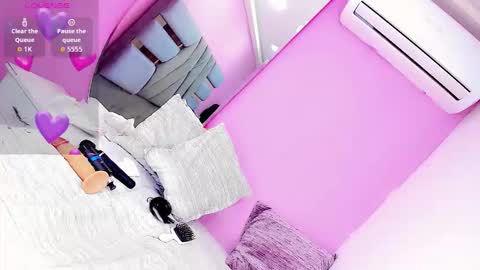 sabrinasandoval21 online show from March 31, 6:58 am