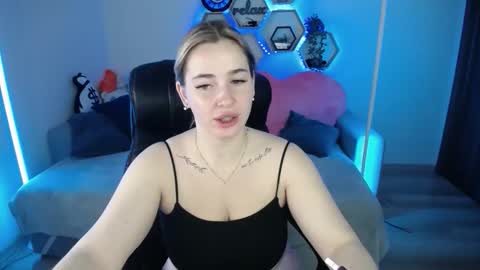 Sabrina Violet online show from November 4, 9:21 am