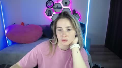 Sabrina Violet online show from September 30, 8:03 am