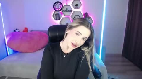 Sabrina Violet online show from October 6, 8:54 am