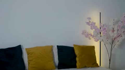 Sabrina online show from December 16, 7:20 pm