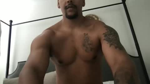 Beezy online show from May 8, 3:17 pm