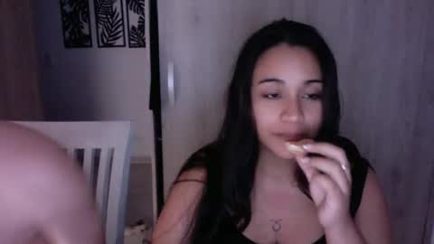 Snapshot of sacred__desire chatting on September 14, 11:17 pm Chris Wolf Venus Moon online show from September 14, 11:17 pm