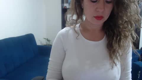 sacrletardiente online show from September 15, 11:39 pm