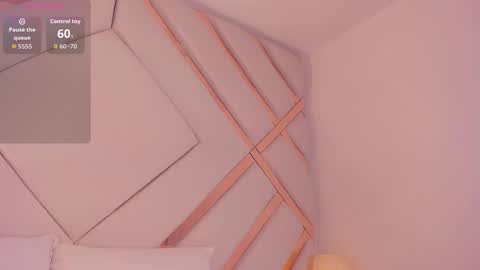       online show from November 26, 4:21 am