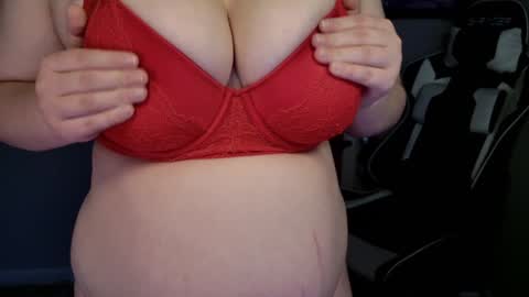 Saelihn online show from December 1, 9:50 pm