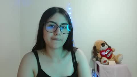 Sahaliefox  online show from September 28, 1:25 am