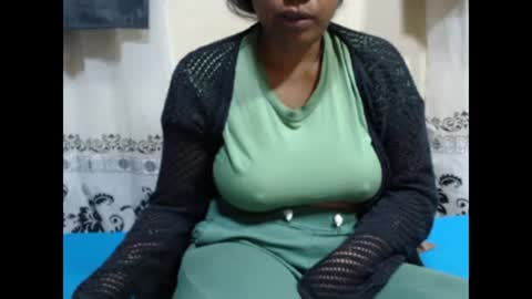 Snapshot of sahobelle chatting on September 19, 10:46 pm sahobelle online show from September 19, 10:46 pm