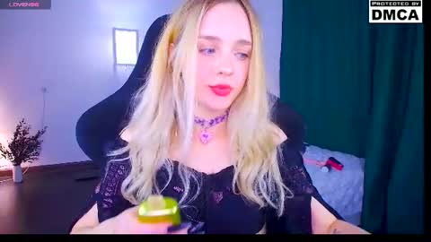 Sofia online show from June 21, 11:00 pm