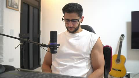 saimon  online show from April 7, 9:39 pm